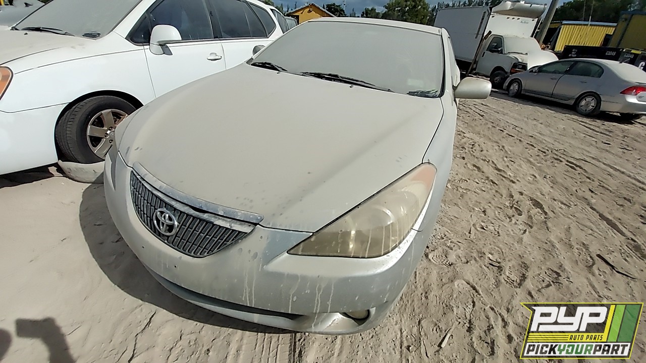 2004 TOYOTA SOLARA partes disponibles