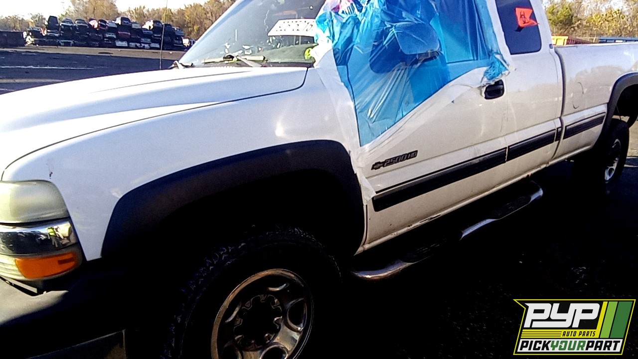 2001 CHEVROLET SILVERADO 2500 HD available for parts