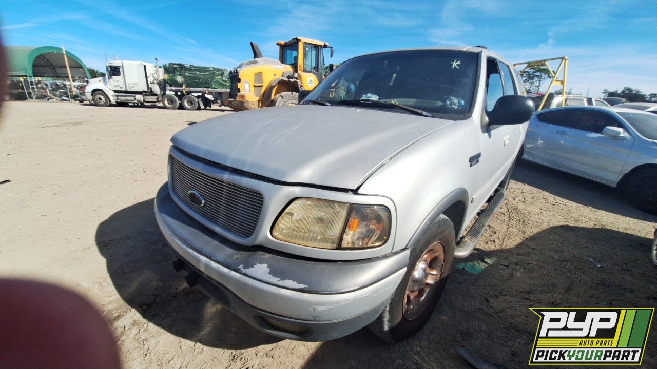 2001 FORD EXPEDITION available for parts
