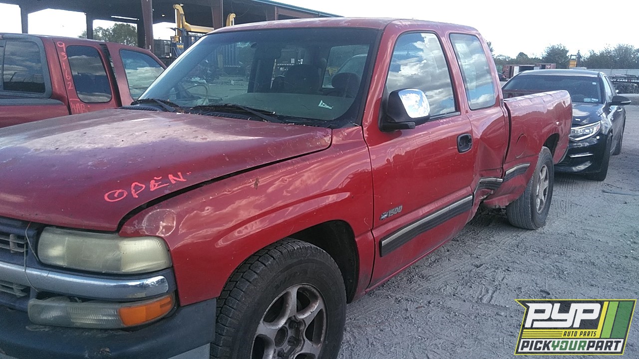 2001 CHEVROLET SILVERADO 1500 available for parts
