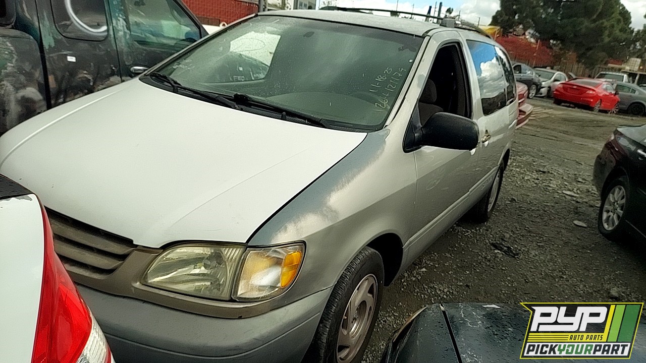 2001 TOYOTA SIENNA available for parts