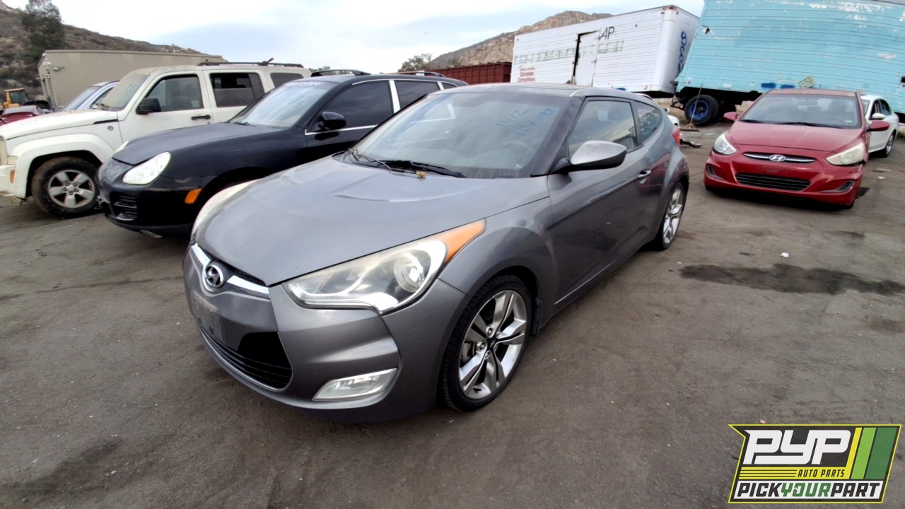 2013 HYUNDAI VELOSTER partes disponibles