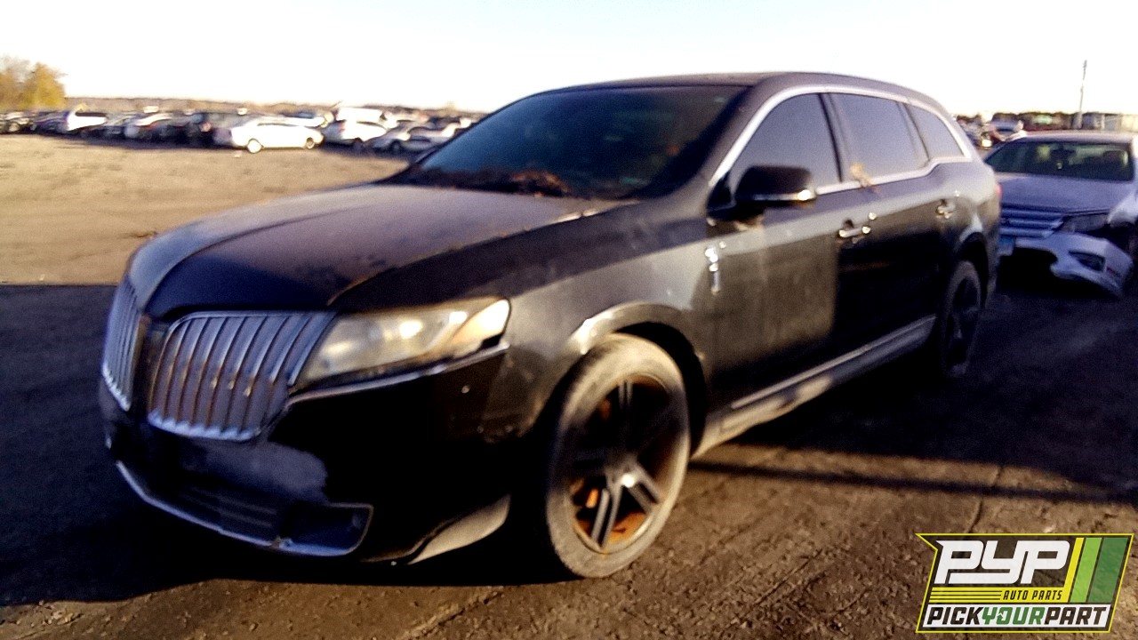 2011 LINCOLN MKT available for parts