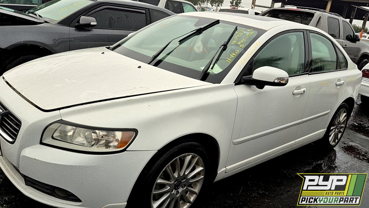 2010 VOLVO S40 partes disponibles