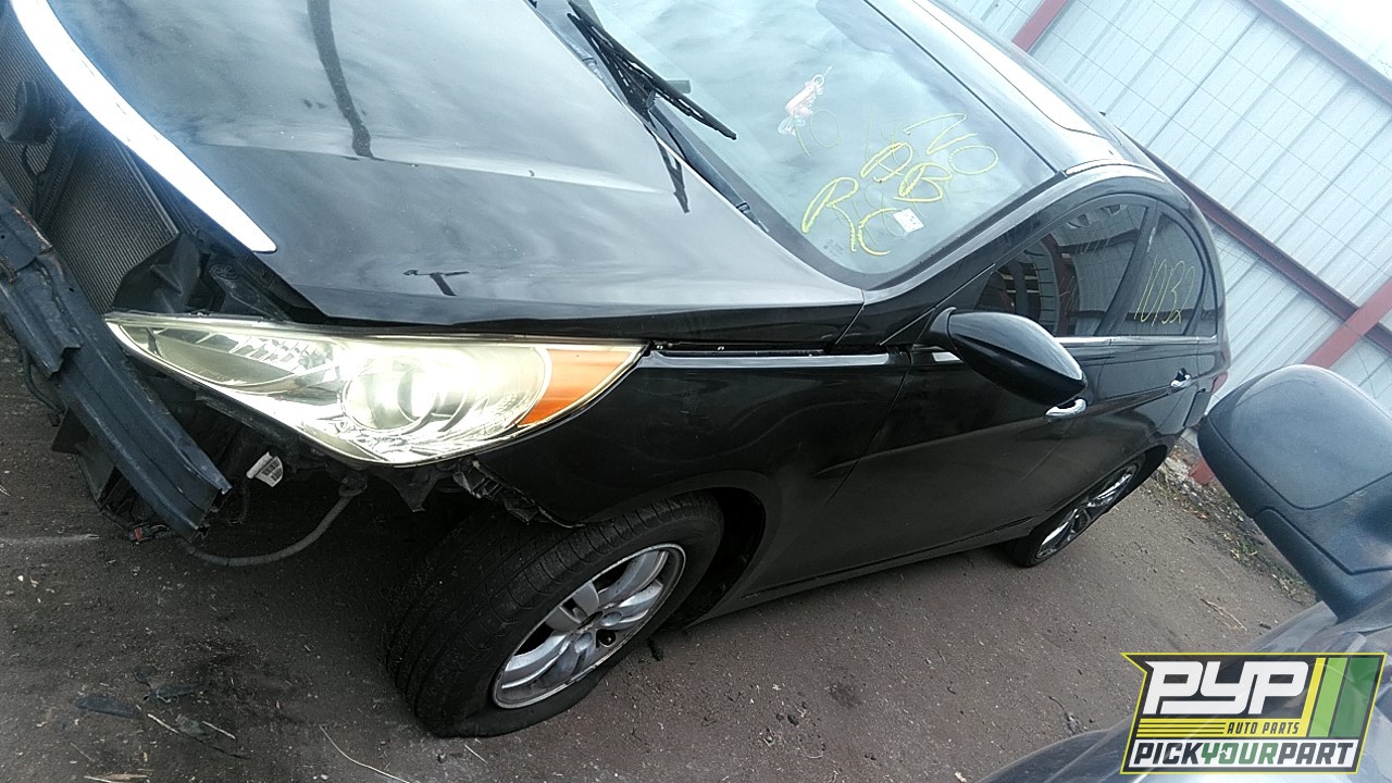 2013 HYUNDAI SONATA available for parts