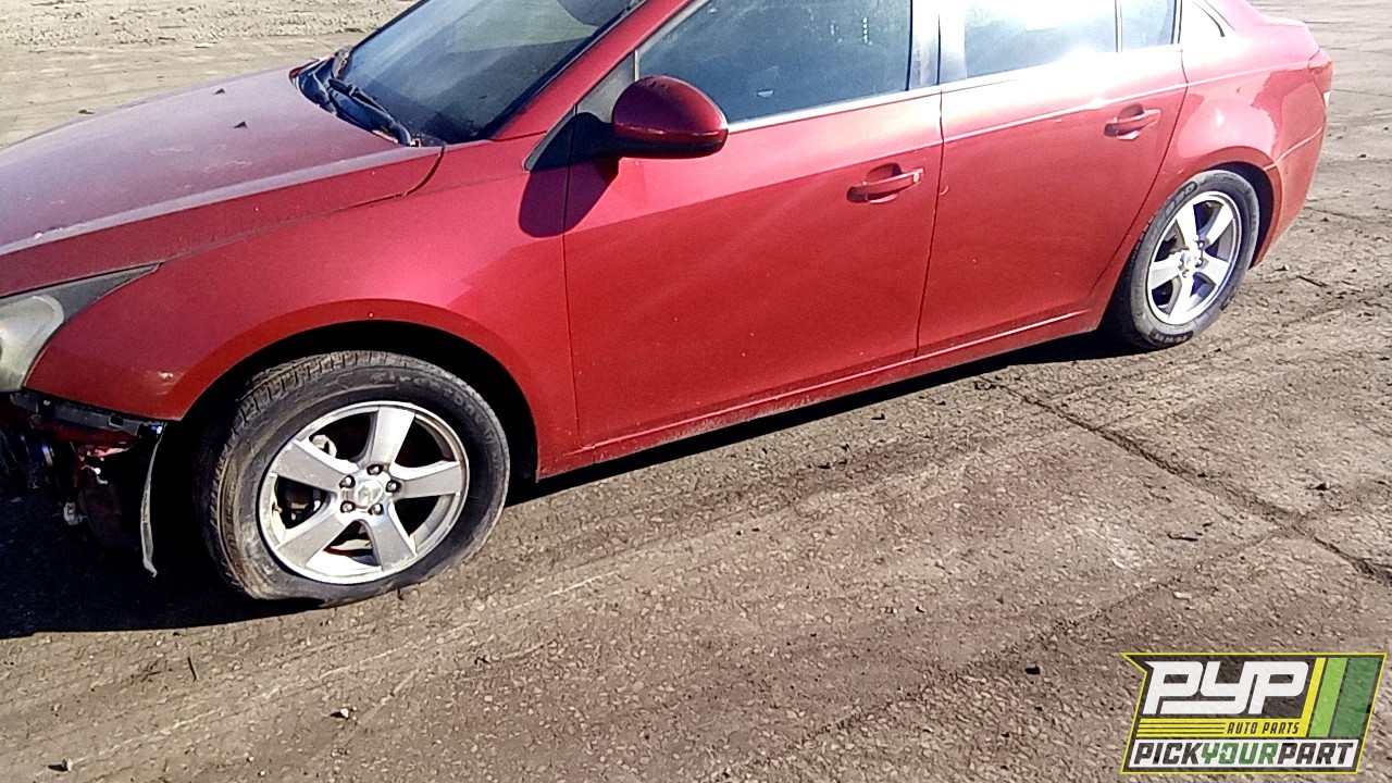 2013 CHEVROLET CRUZE partes disponibles