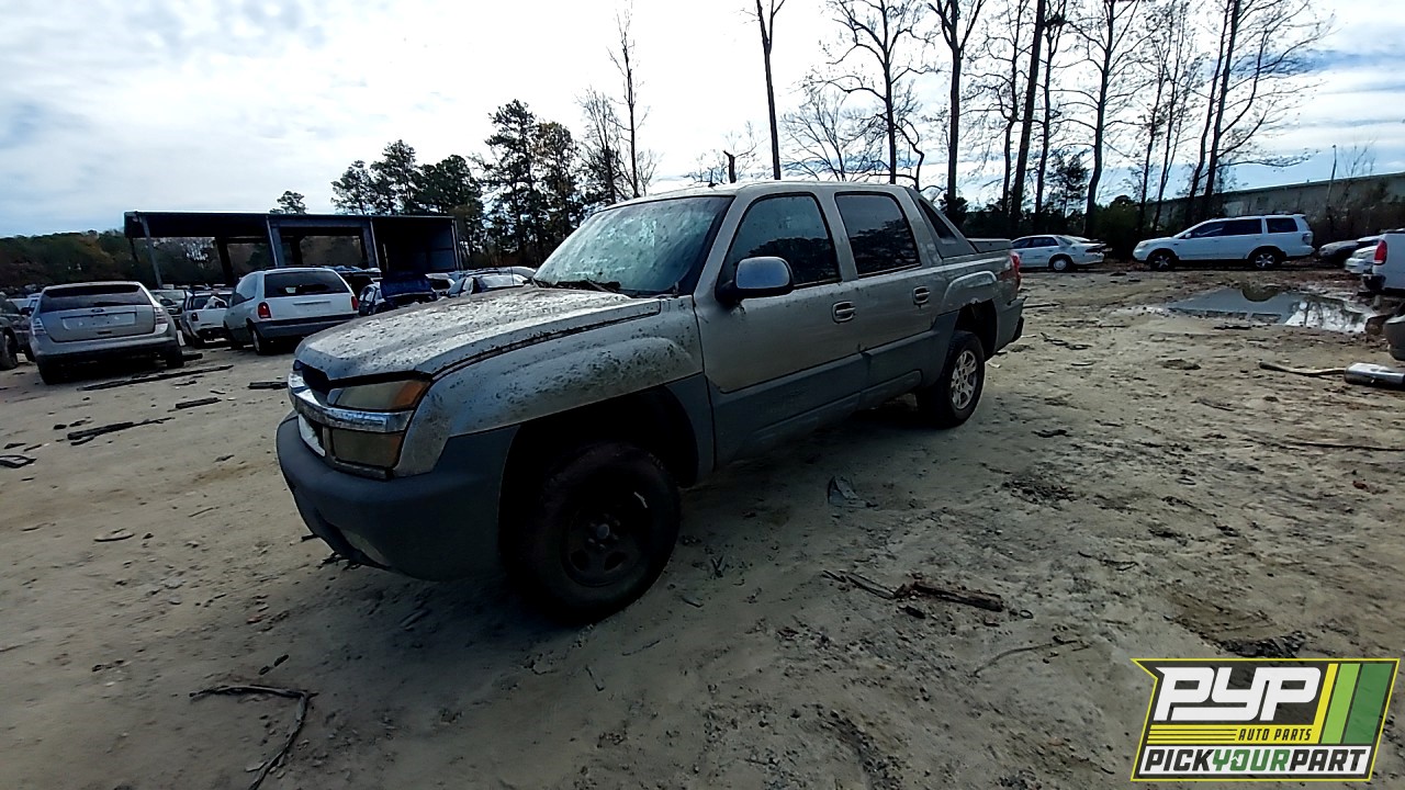2002 CHEVROLET AVALANCHE 1500 available for parts
