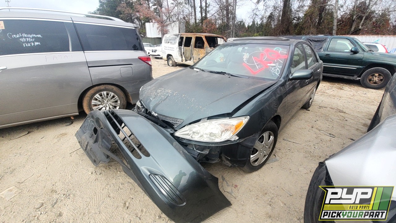 2004 TOYOTA CAMRY partes disponibles