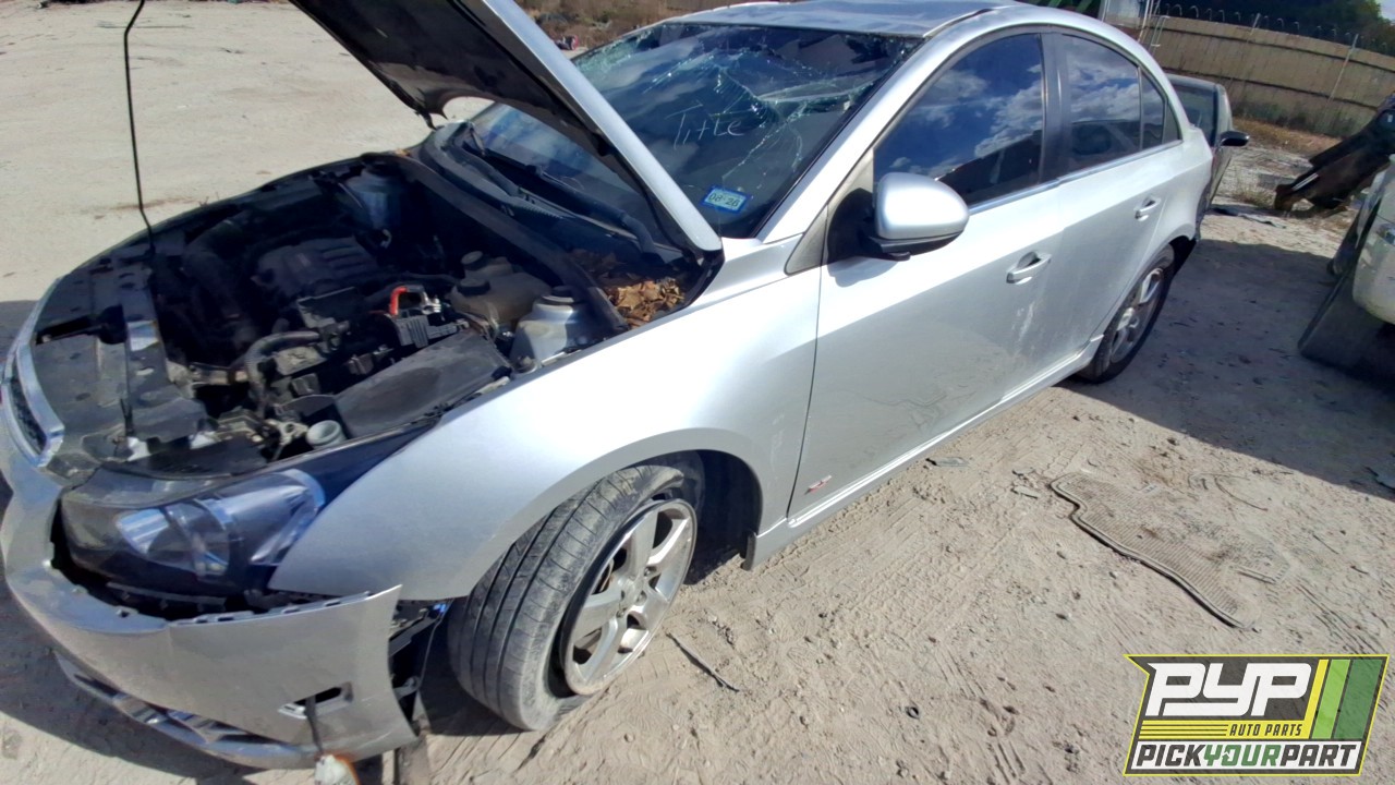 2013 CHEVROLET CRUZE partes disponibles