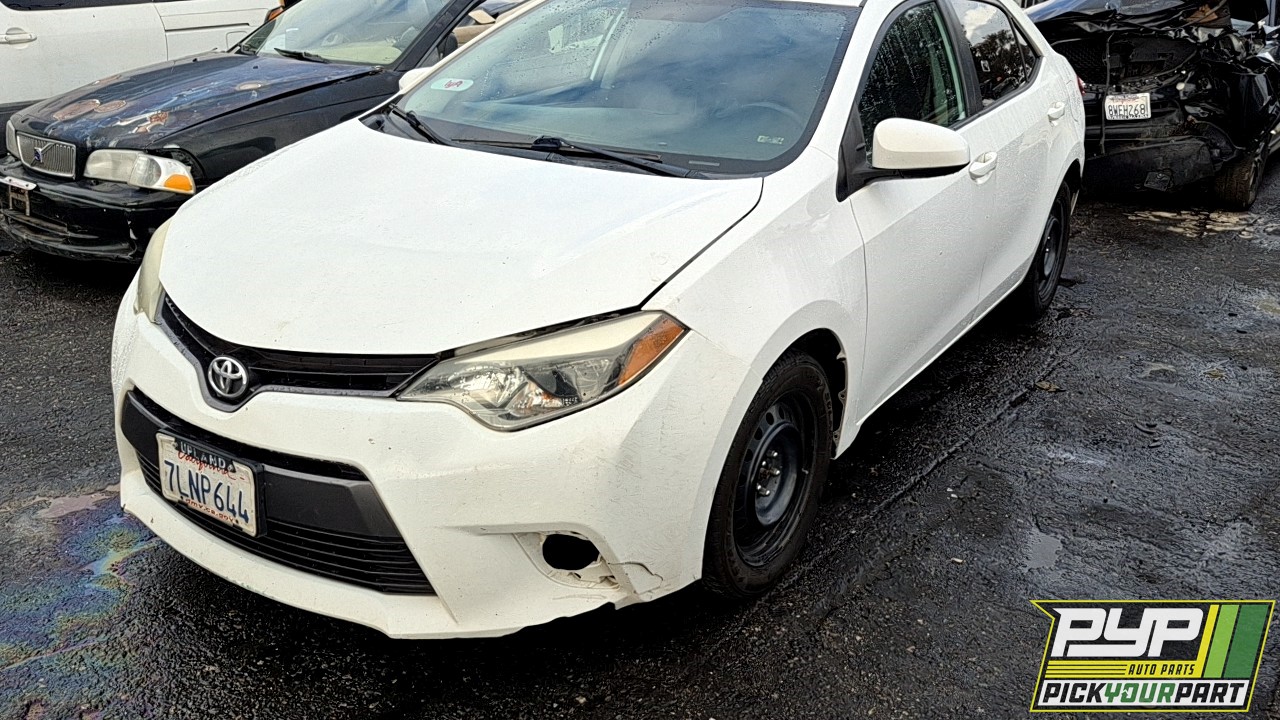 2015 TOYOTA COROLLA partes disponibles