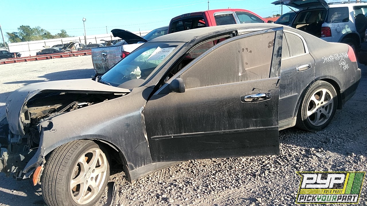 2004 INFINITI G35 partes disponibles
