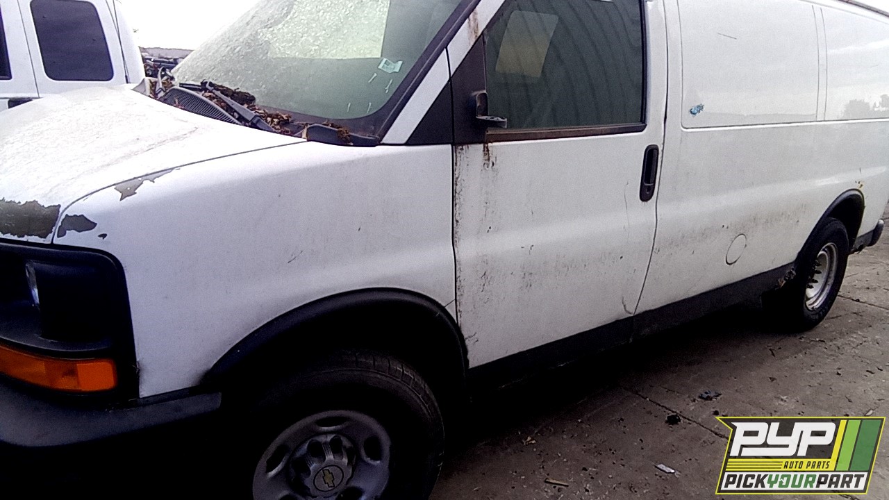 2009 CHEVROLET EXPRESS 3500 available for parts