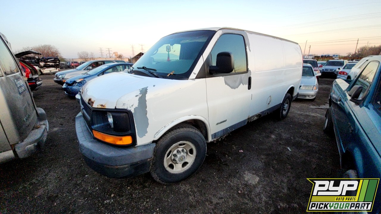 2004 CHEVROLET EXPRESS 2500 partes disponibles