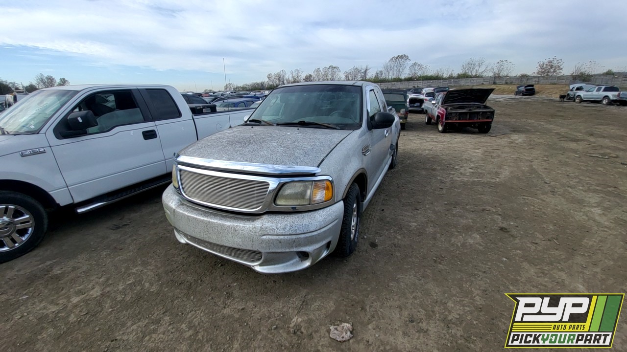 2003 FORD F-150 partes disponibles