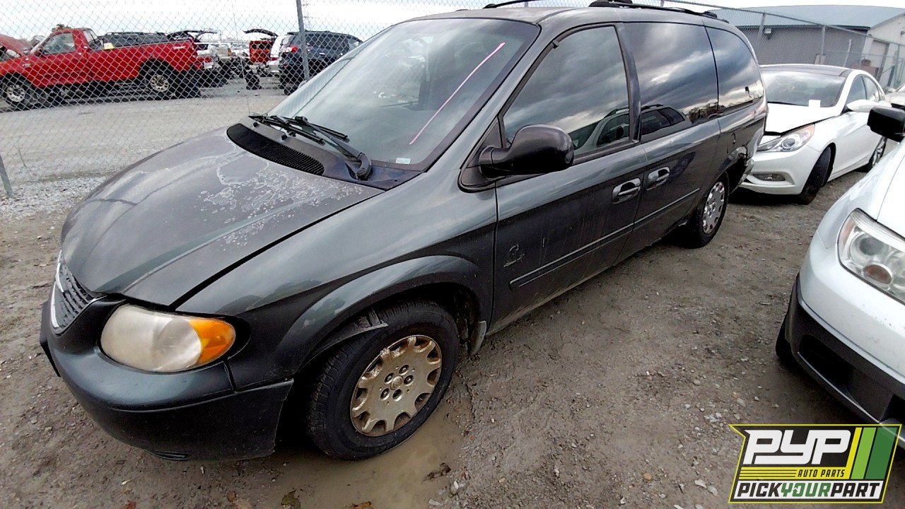 2004 CHRYSLER TOWN & COUNTRY available for parts
