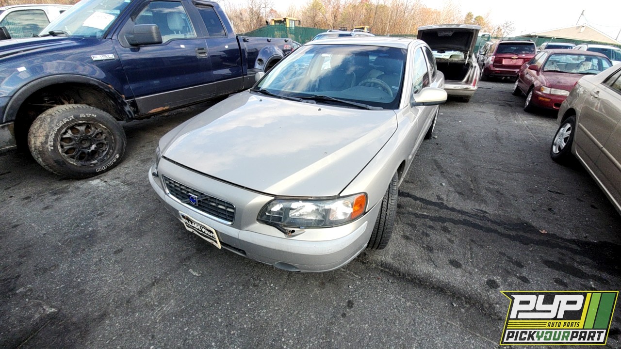 2002 VOLVO S60 partes disponibles