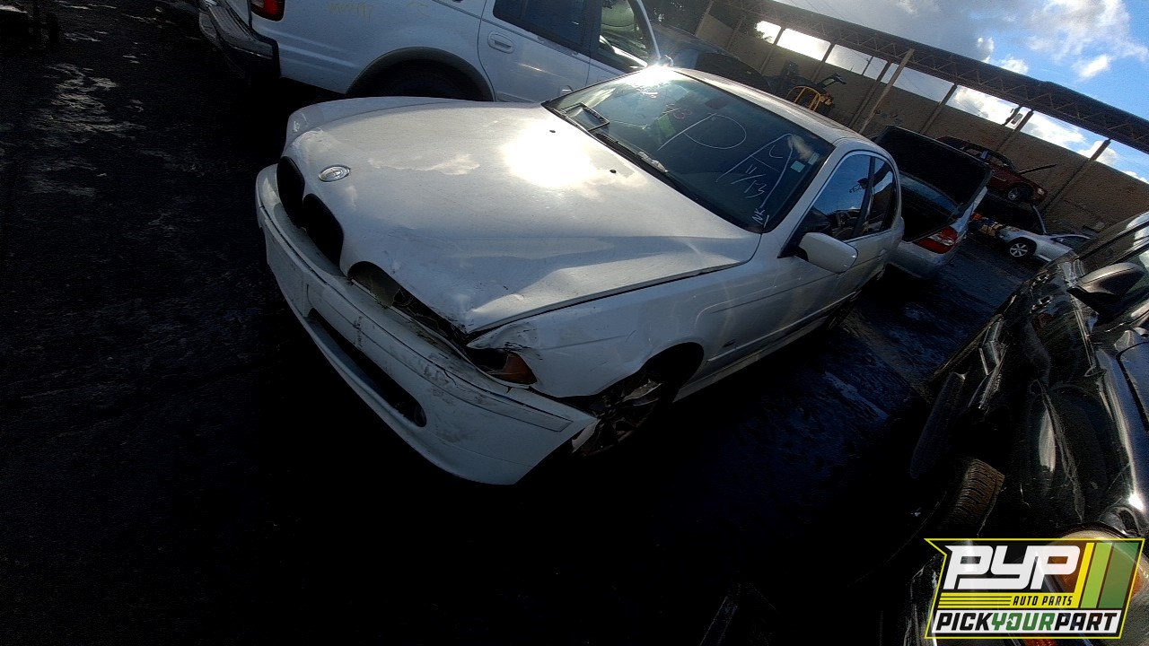 2003 BMW 525I partes disponibles
