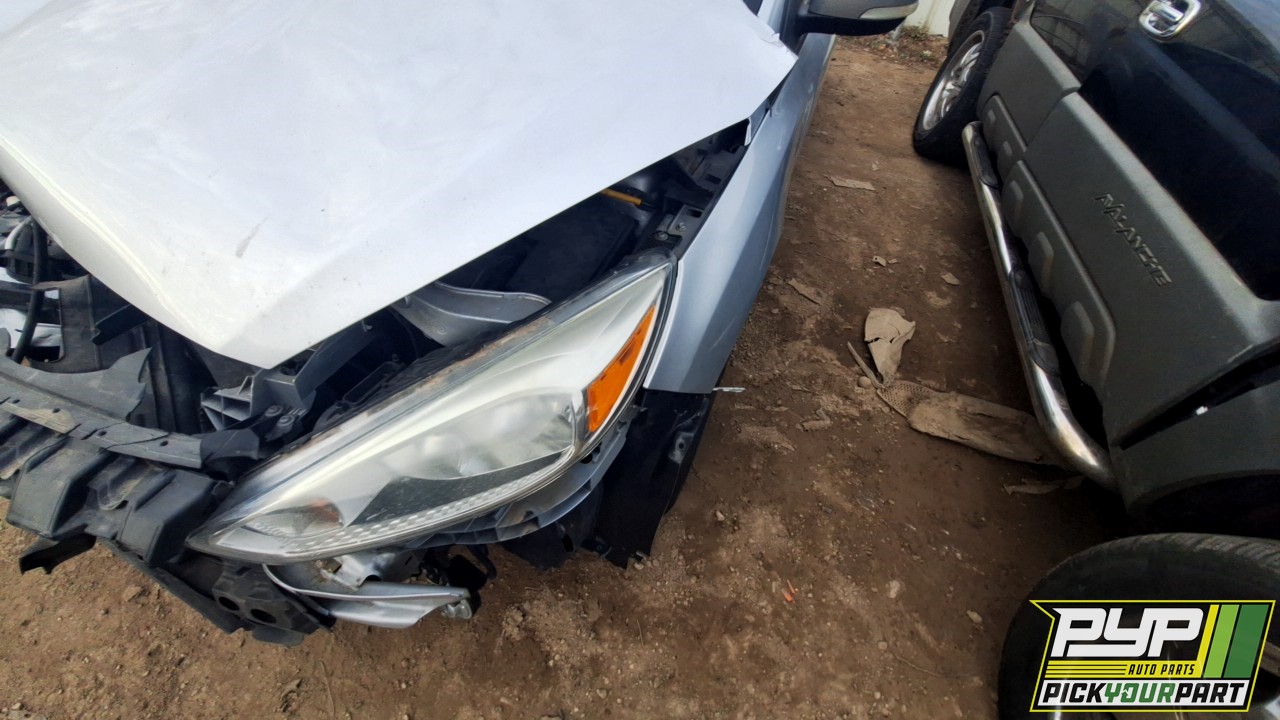 2015 FORD FOCUS available for parts