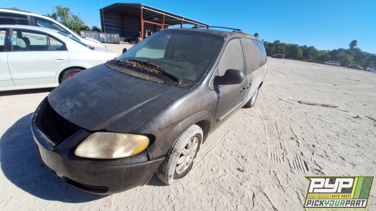 2006 CHRYSLER TOWN & COUNTRY available for parts