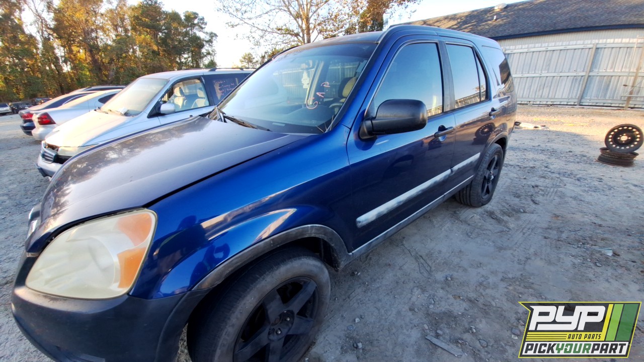 2002 HONDA CR-V available for parts