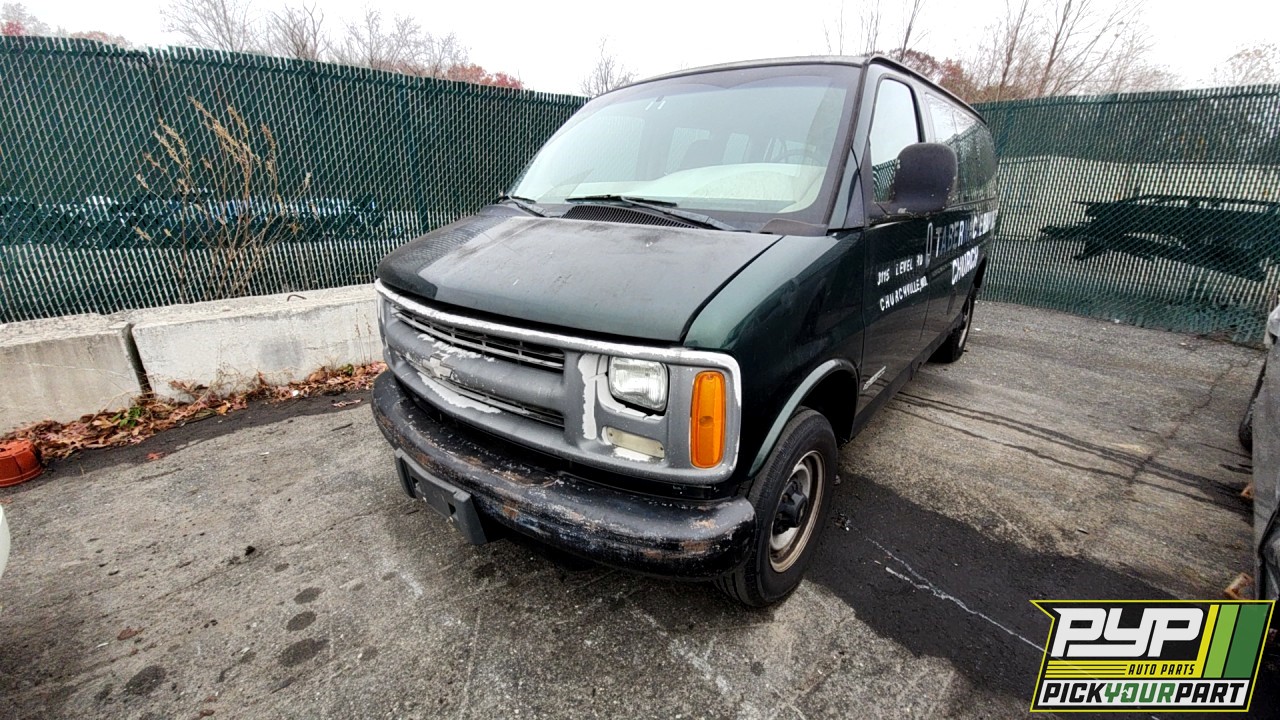 2002 CHEVROLET EXPRESS 2500 partes disponibles