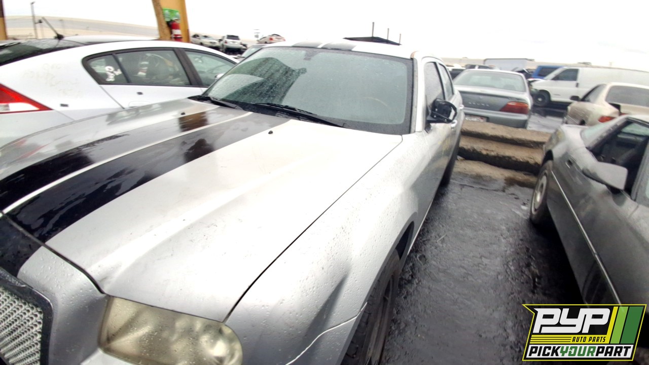 2005 CHRYSLER 300 partes disponibles