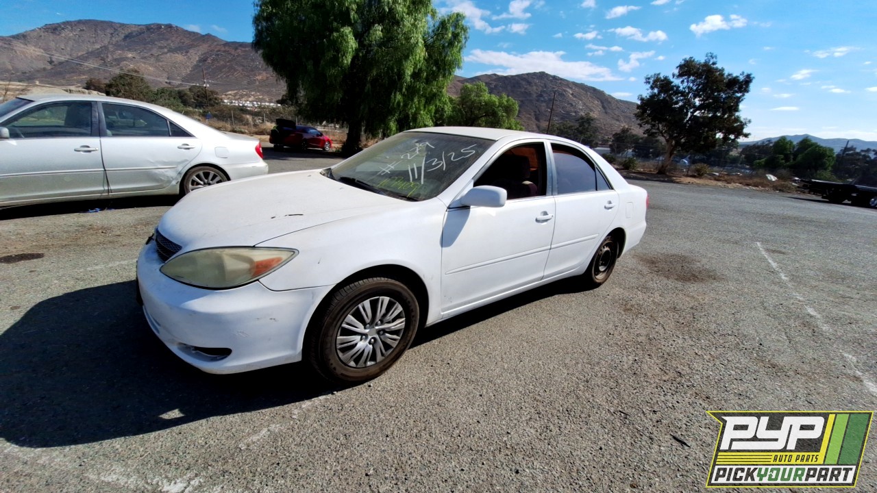 2002 TOYOTA CAMRY partes disponibles