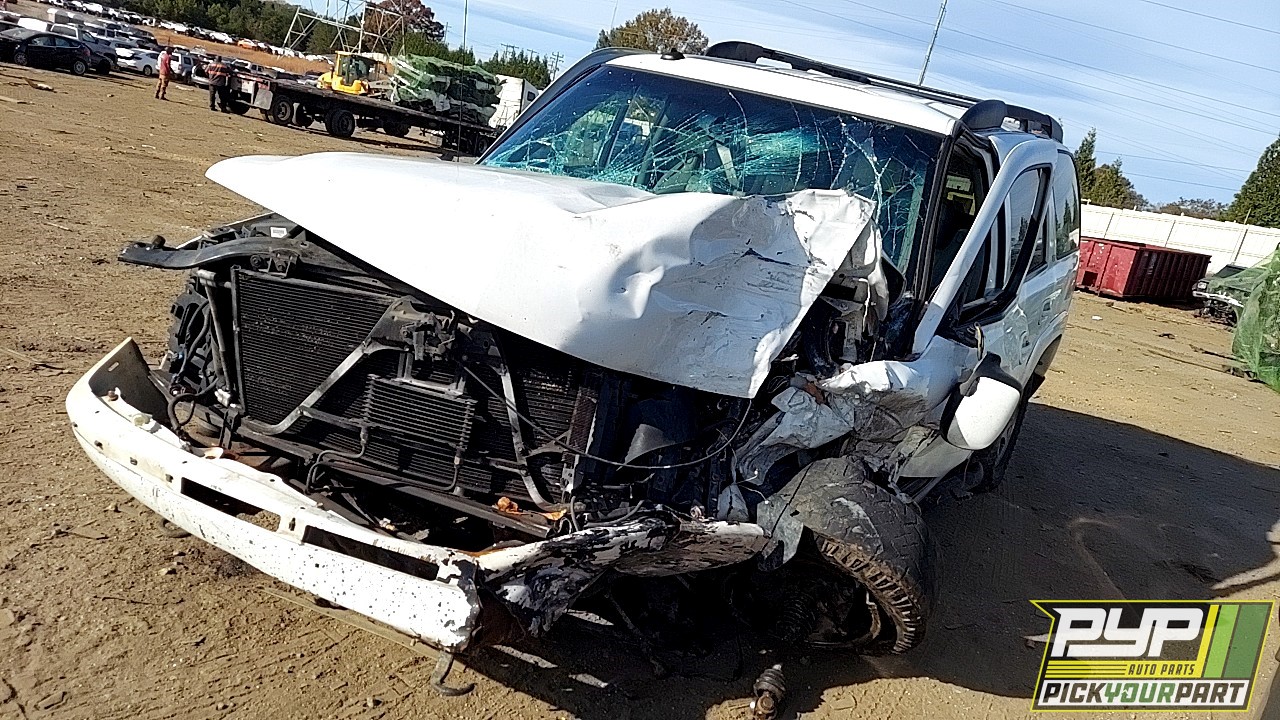 2003 CHEVROLET TAHOE partes disponibles