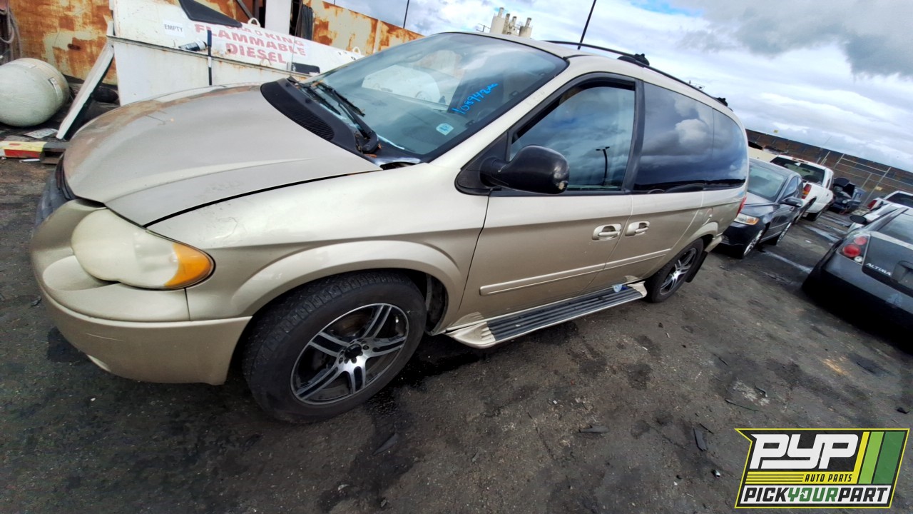 2005 CHRYSLER TOWN & COUNTRY partes disponibles