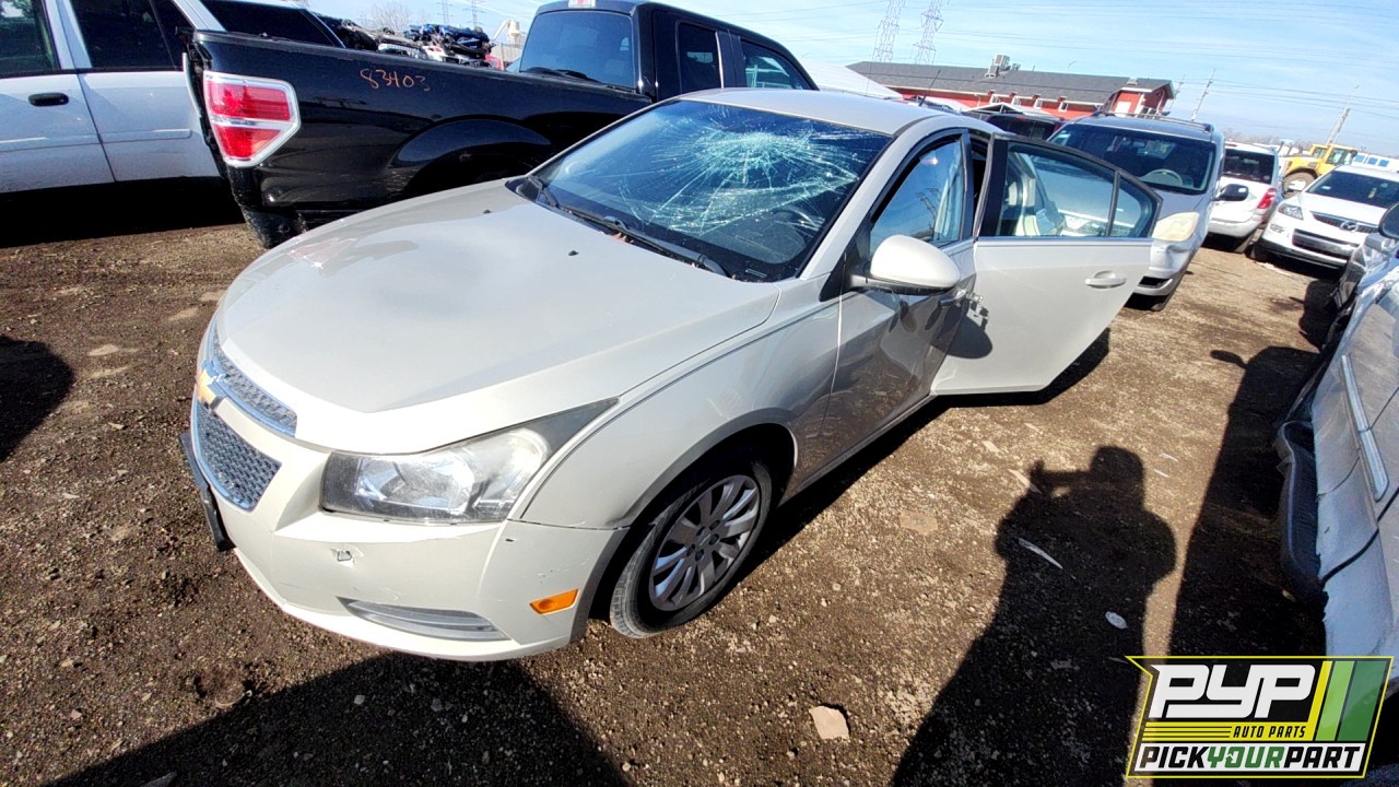 2011 CHEVROLET CRUZE partes disponibles