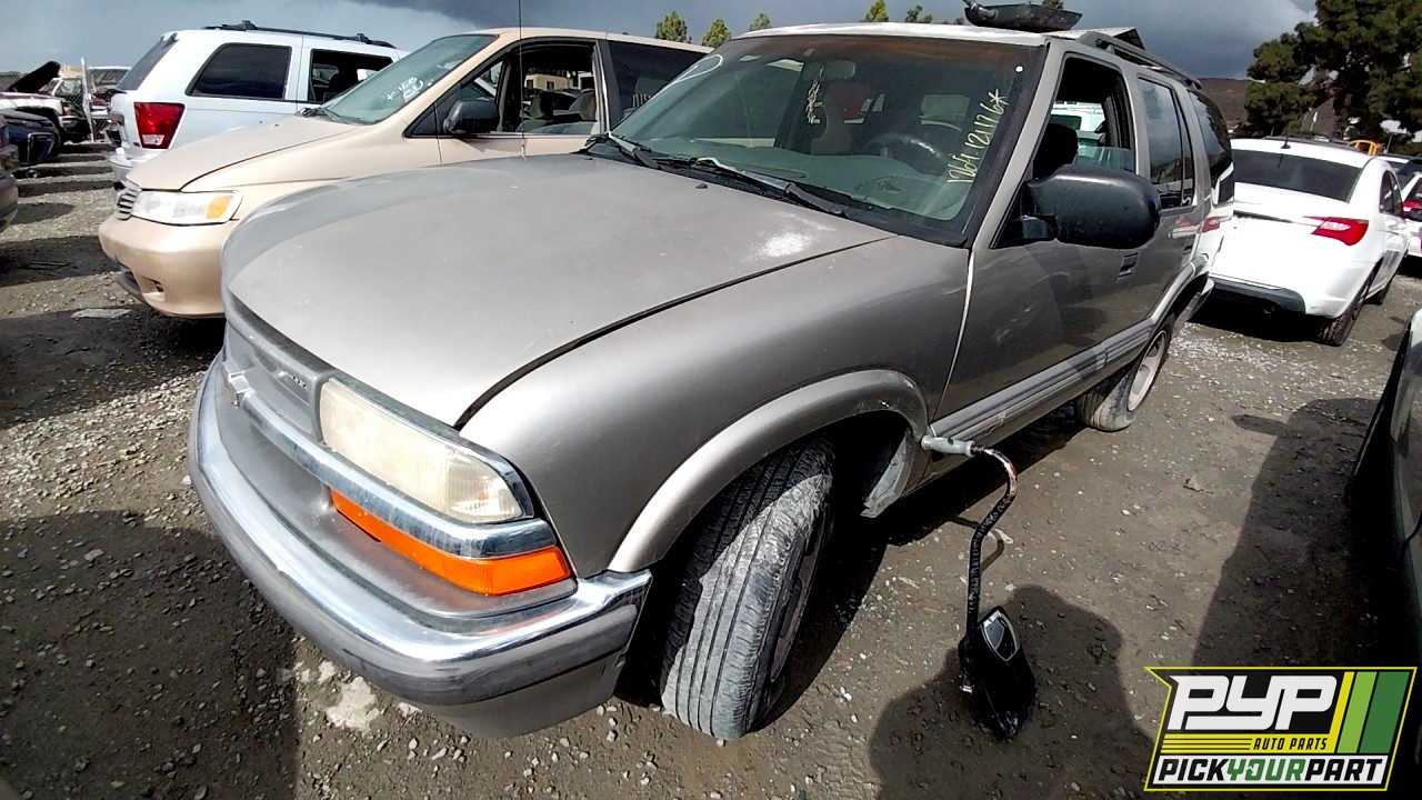2000 CHEVROLET BLAZER available for parts