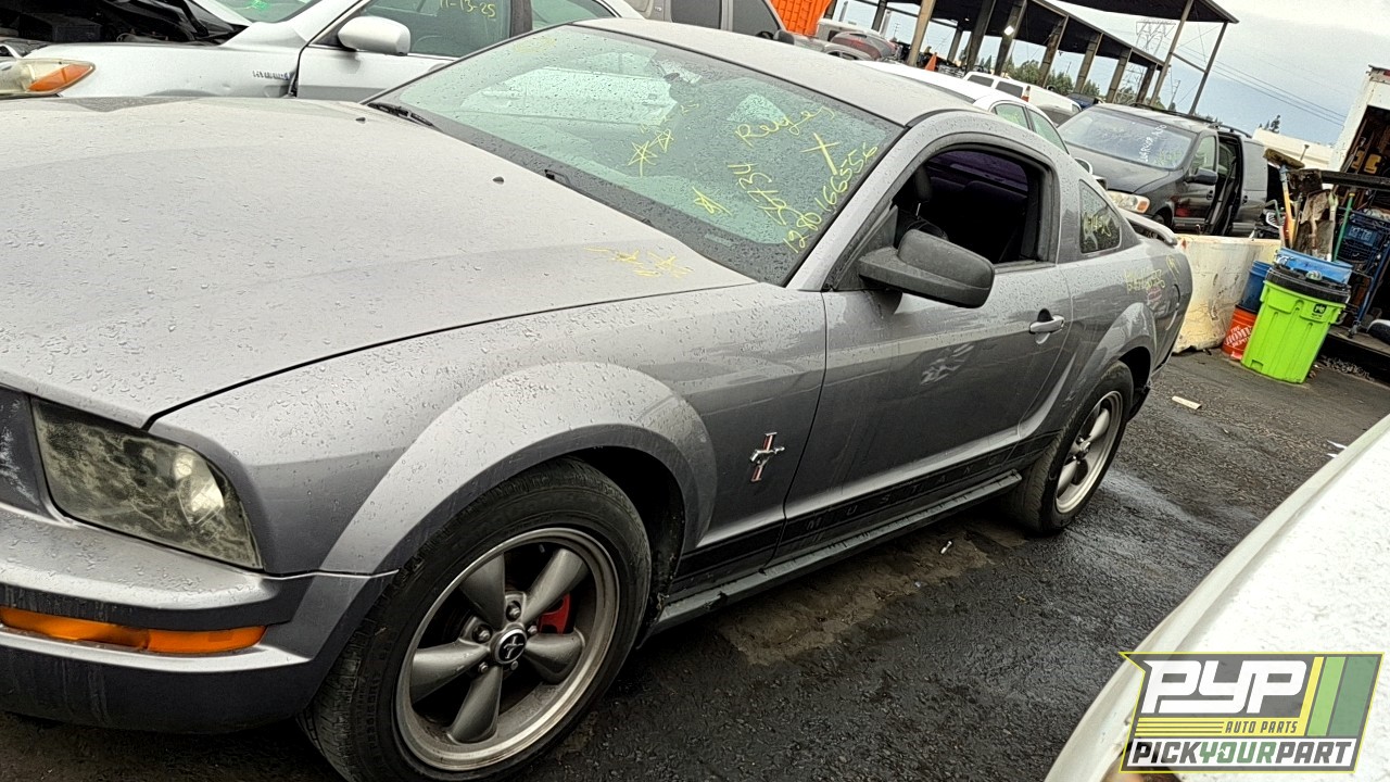 2006 FORD MUSTANG partes disponibles
