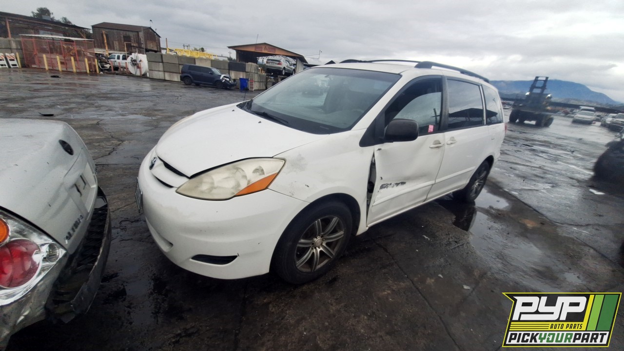 2007 TOYOTA SIENNA partes disponibles
