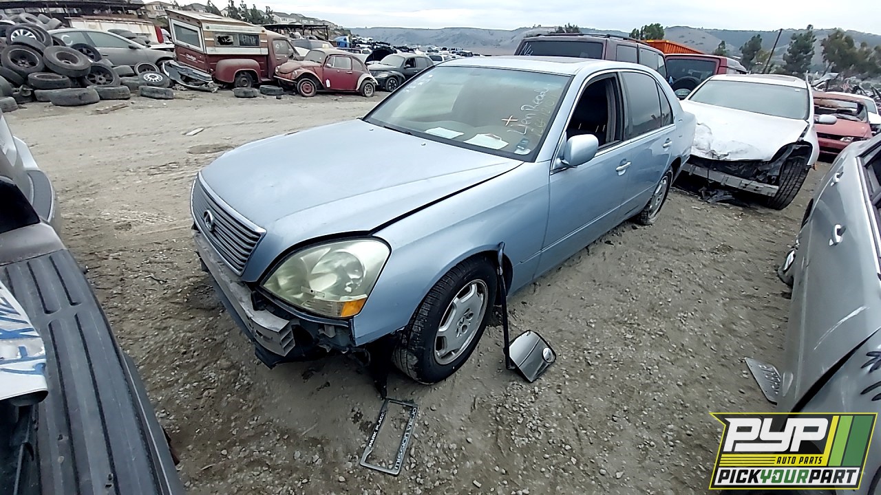 2002 LEXUS LS430 partes disponibles