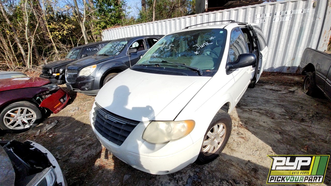 2006 CHRYSLER TOWN & COUNTRY available for parts