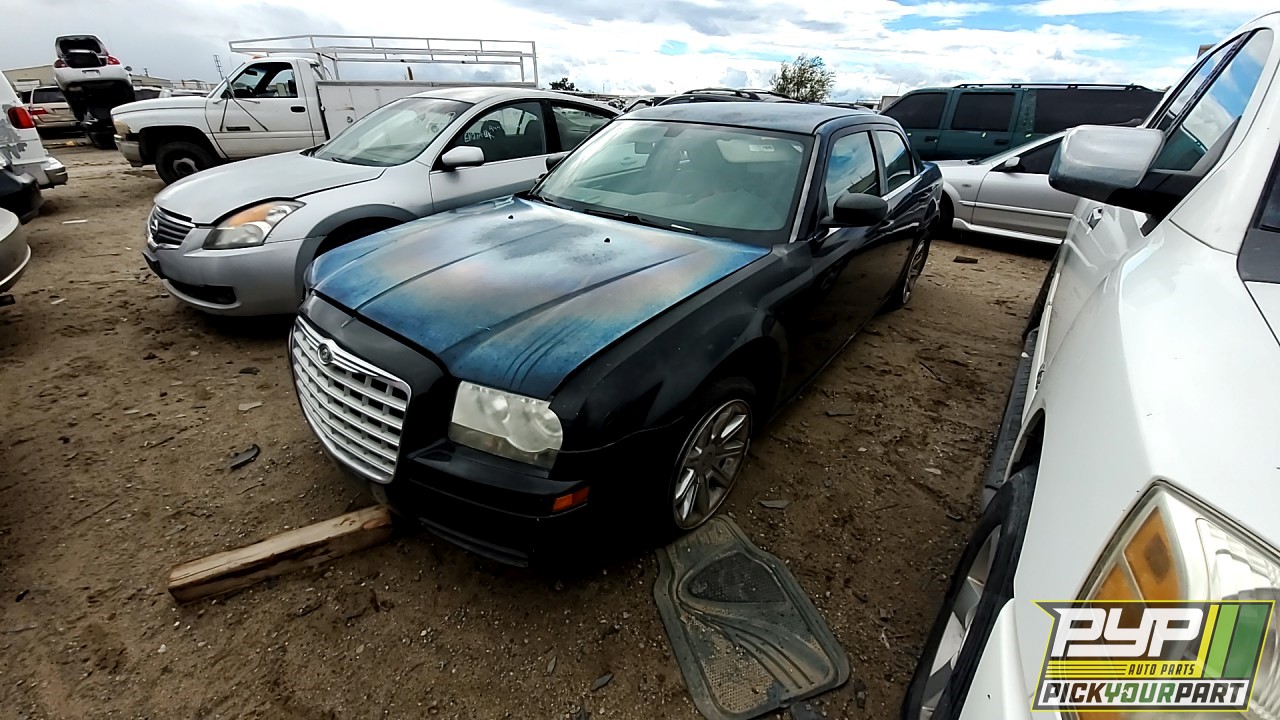 2007 CHRYSLER 300 available for parts