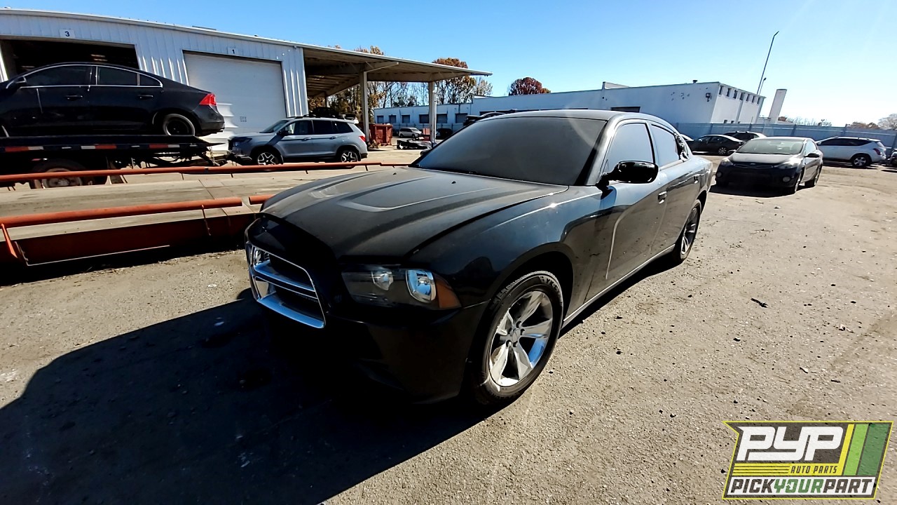 2014 DODGE CHARGER partes disponibles