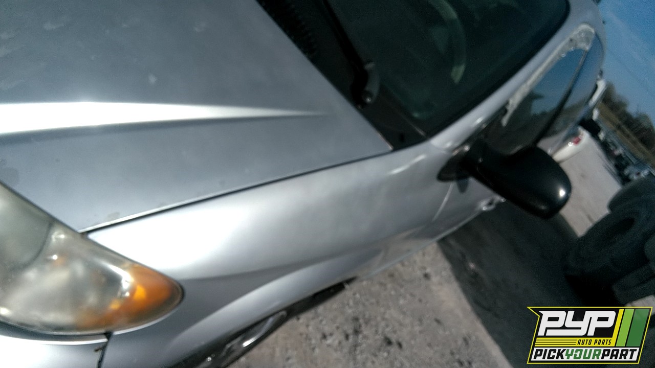 2005 CHRYSLER TOWN & COUNTRY partes disponibles