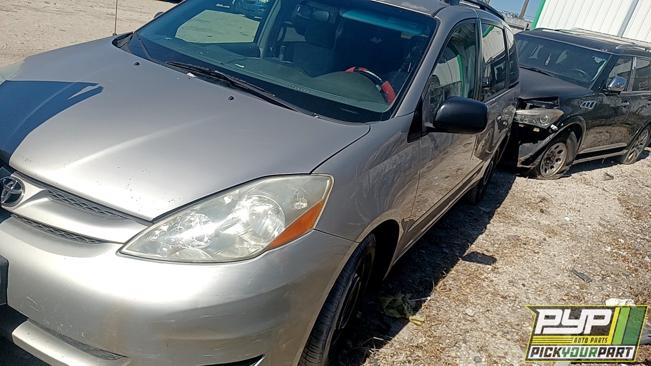 2008 TOYOTA SIENNA available for parts