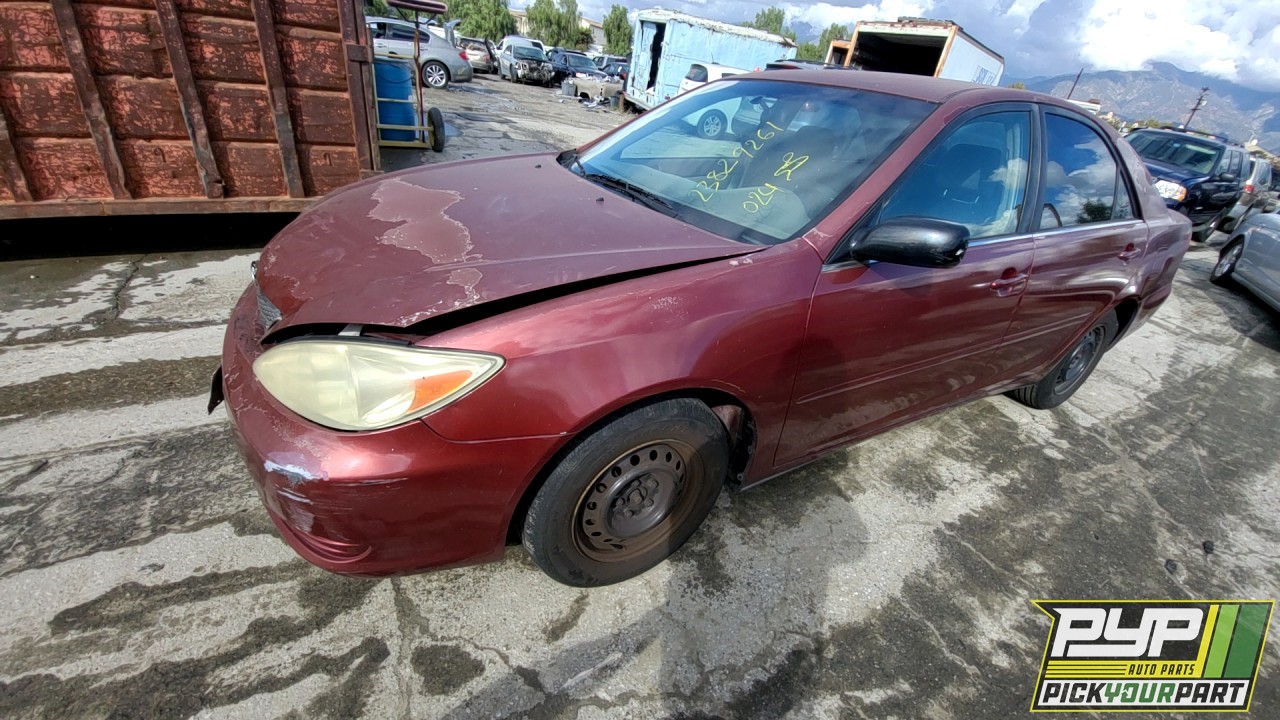 2003 TOYOTA CAMRY partes disponibles