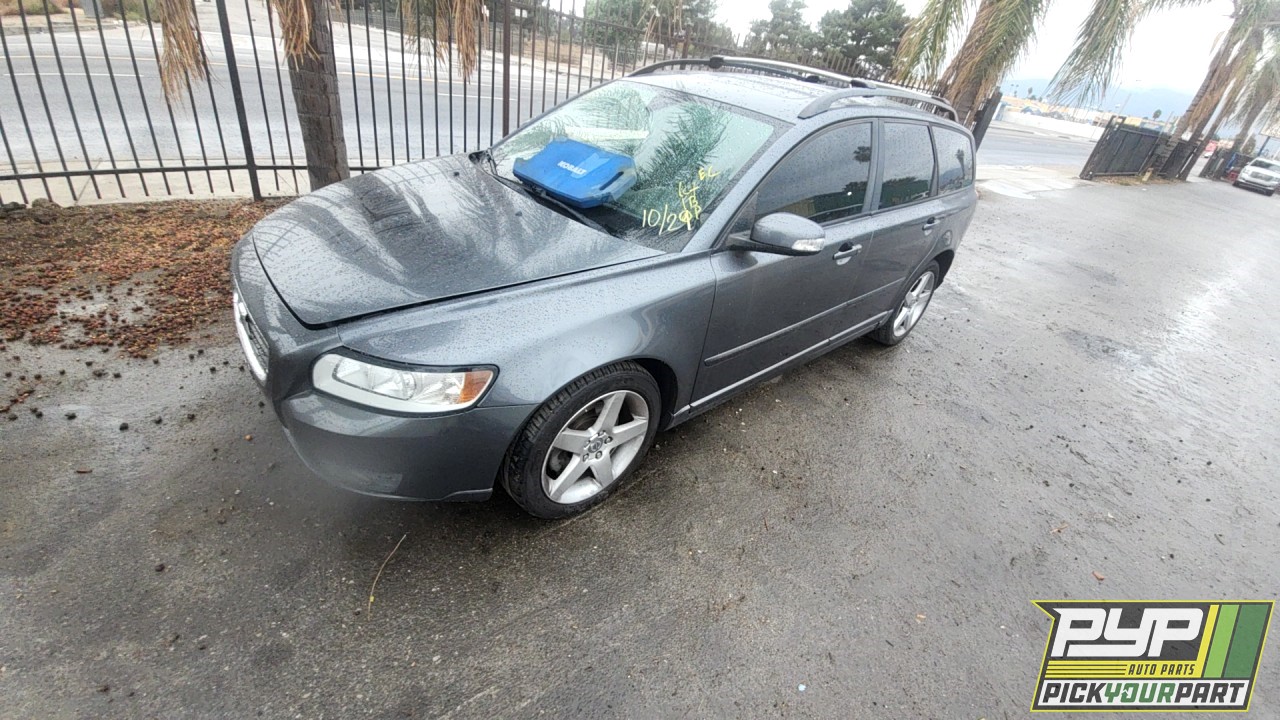 2008 VOLVO V50 available for parts