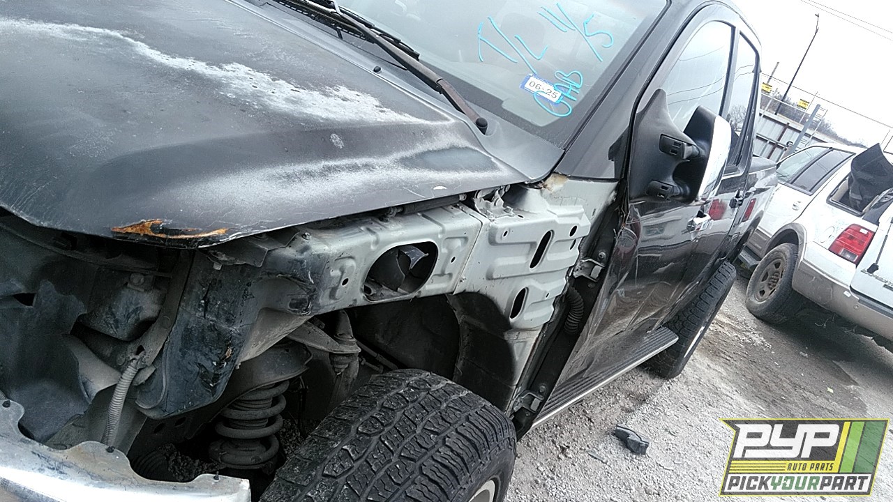 2004 NISSAN TITAN partes disponibles