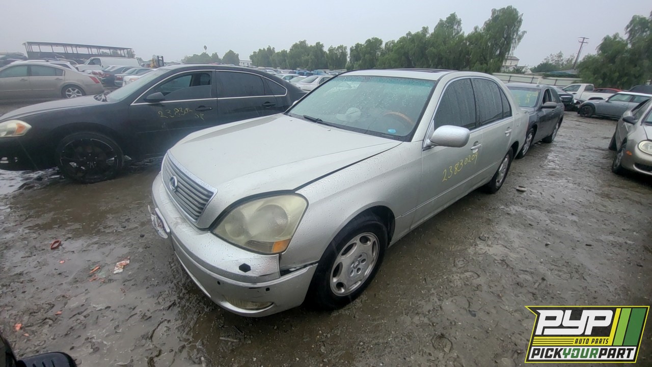 2003 LEXUS LS430 partes disponibles
