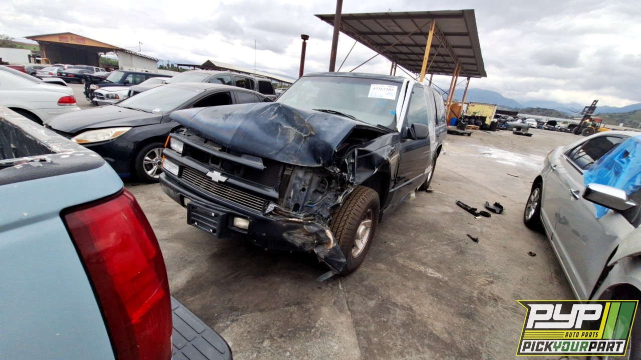 2000 CHEVROLET TAHOE partes disponibles