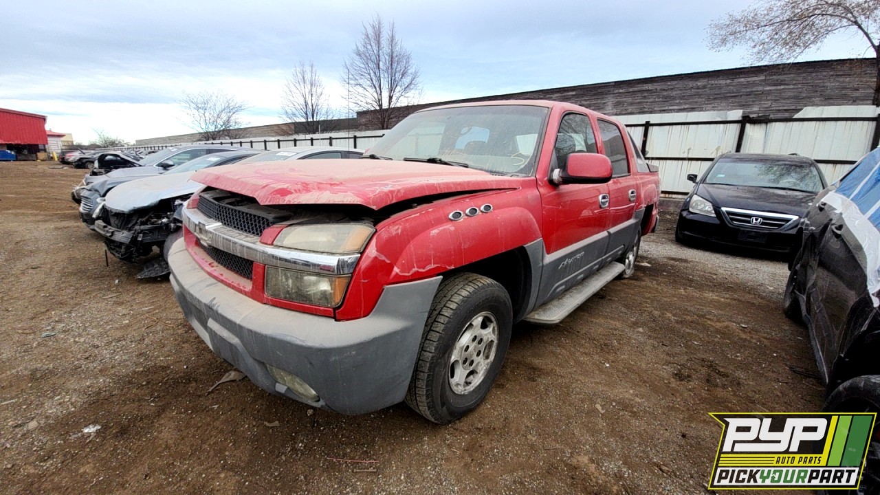 2002 CHEVROLET AVALANCHE 1500 available for parts