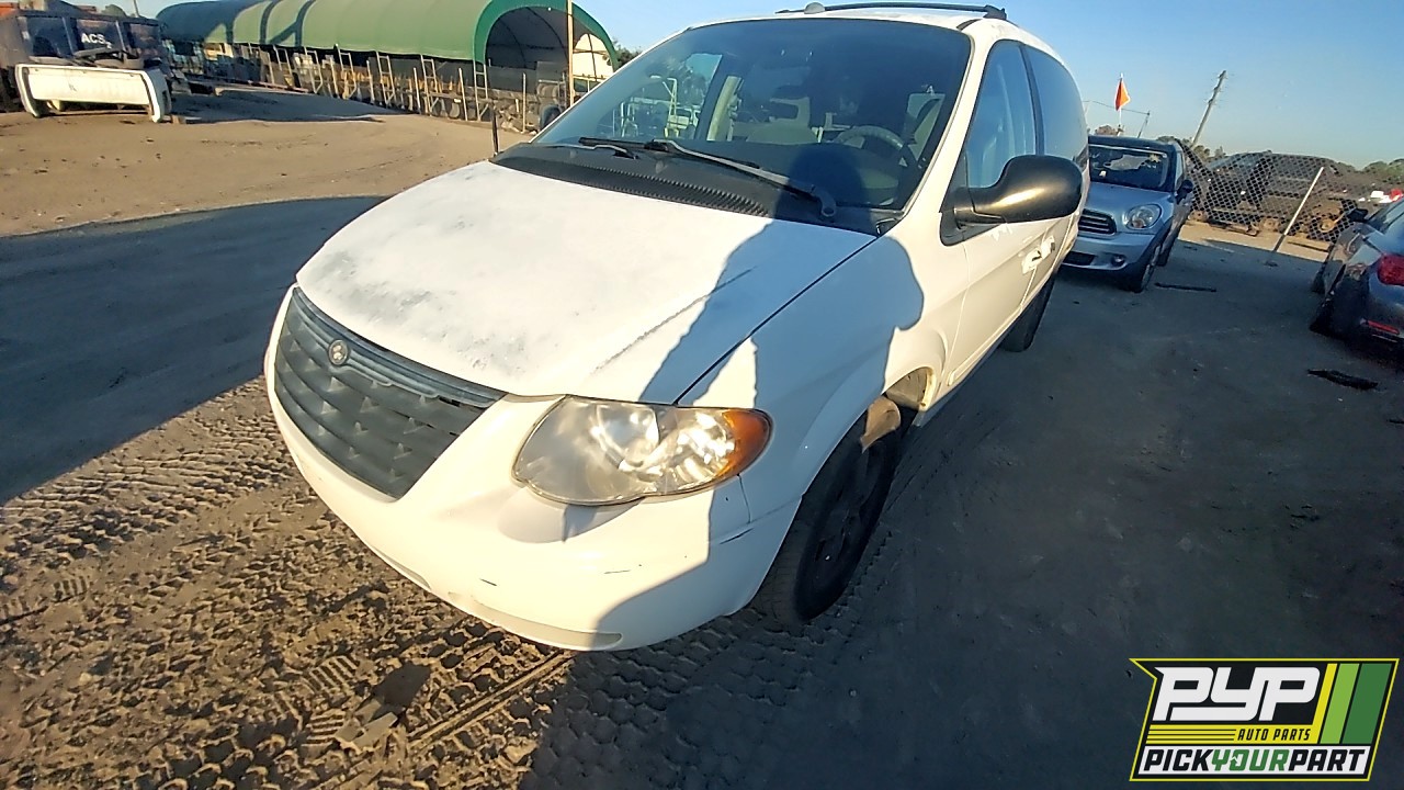 2005 CHRYSLER TOWN & COUNTRY partes disponibles