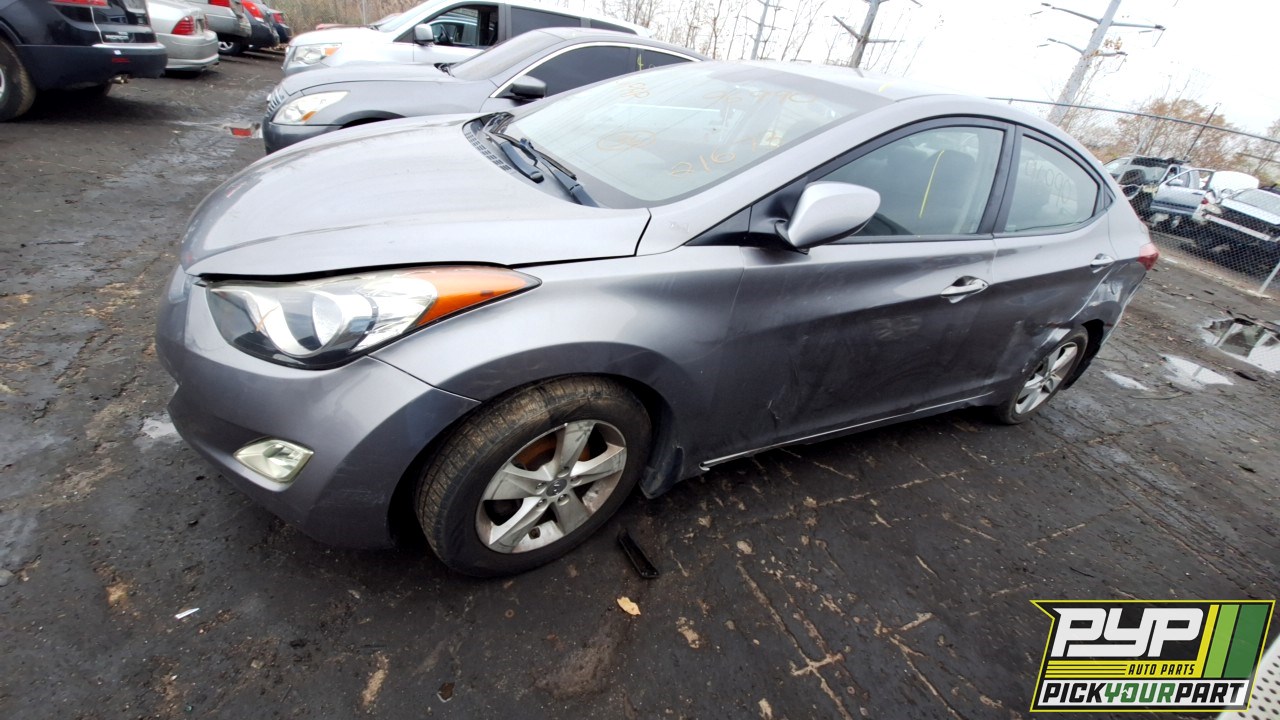 2013 HYUNDAI ELANTRA partes disponibles