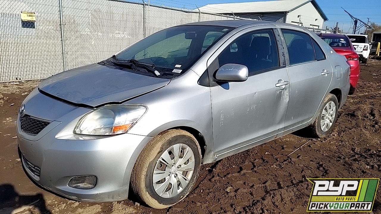 2012 TOYOTA YARIS partes disponibles