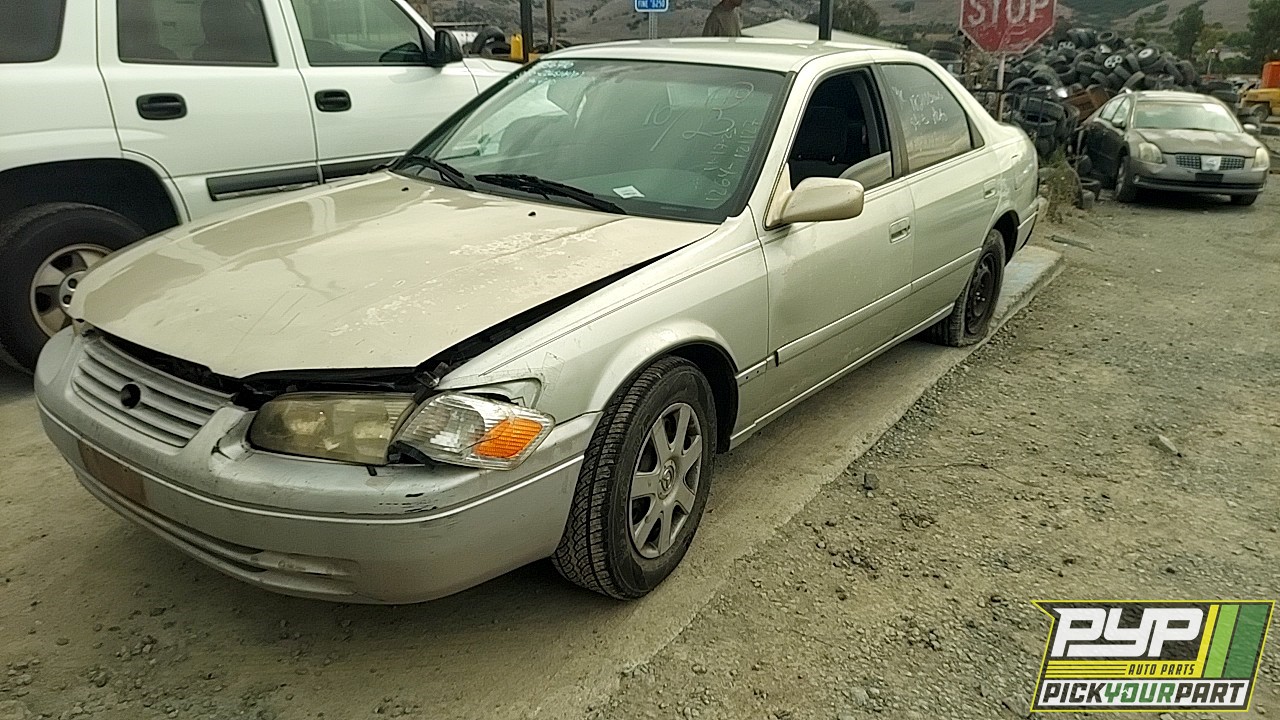 2000 TOYOTA CAMRY available for parts