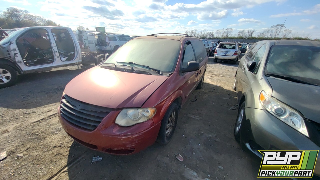 2006 CHRYSLER TOWN & COUNTRY partes disponibles